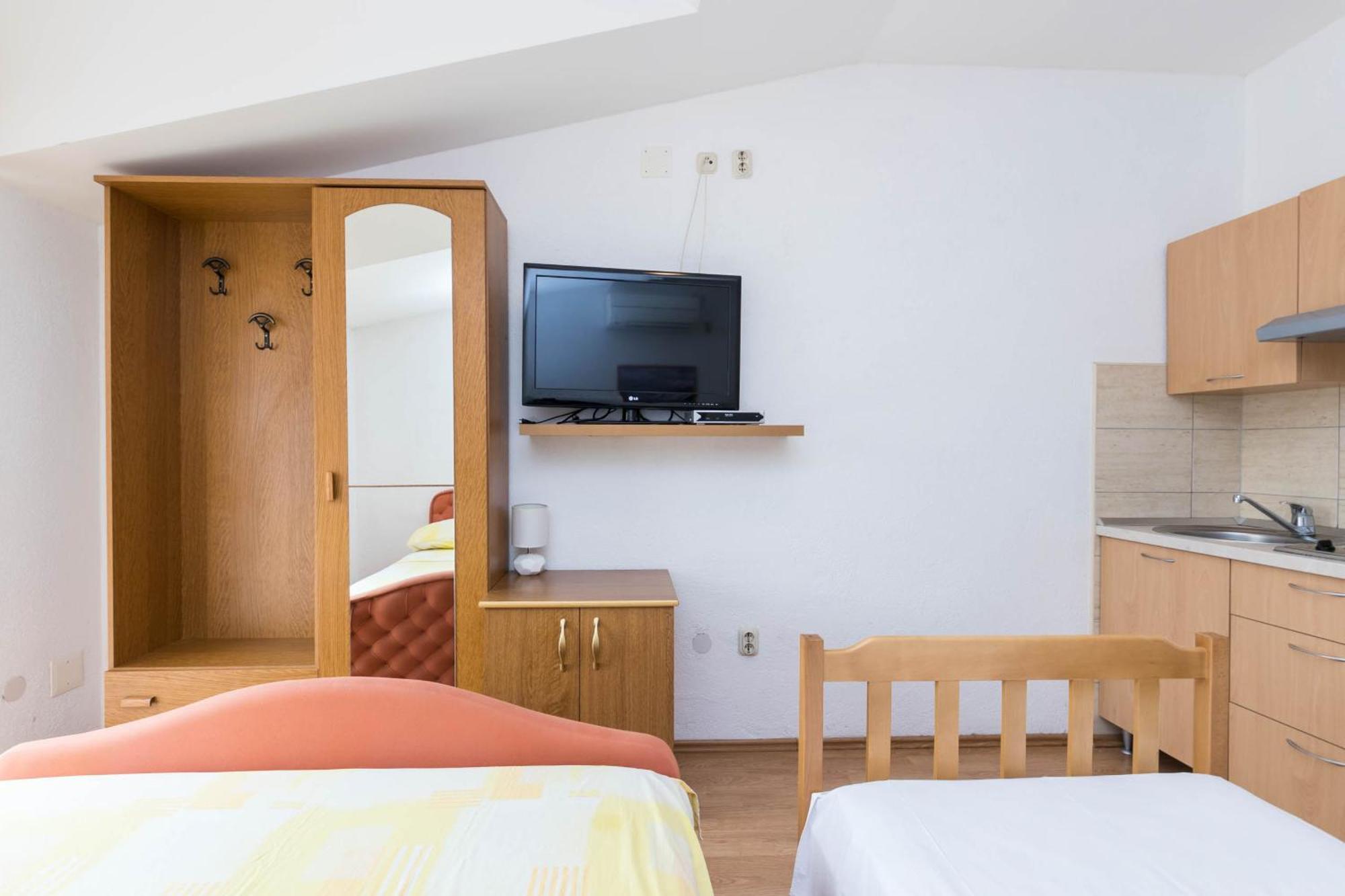 Apartments Cipetic Kaštela Zewnętrze zdjęcie
