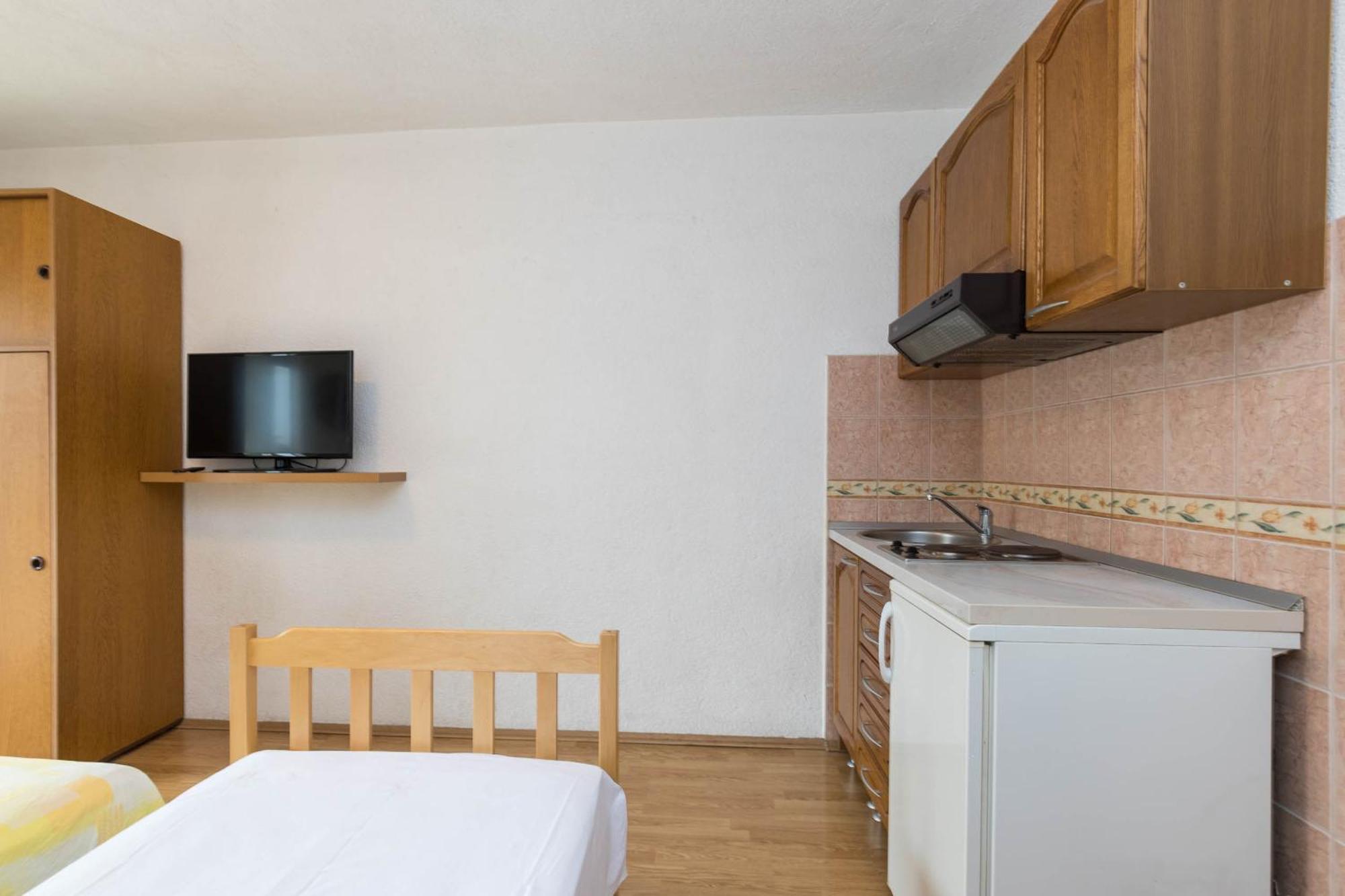 Apartments Cipetic Kaštela Zewnętrze zdjęcie